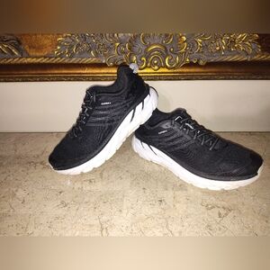Women's Hoka Clifton 6 Black Athletic Shoes
